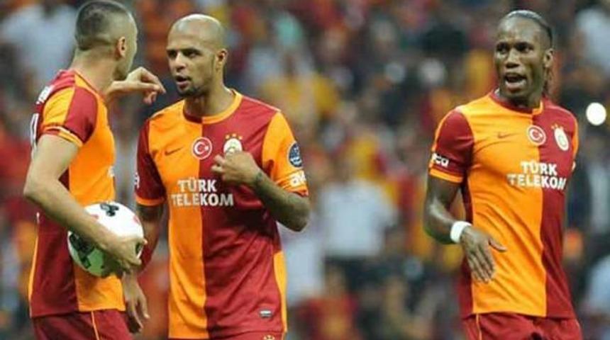 Melo&lsquo;nun kaburgası kırıldı