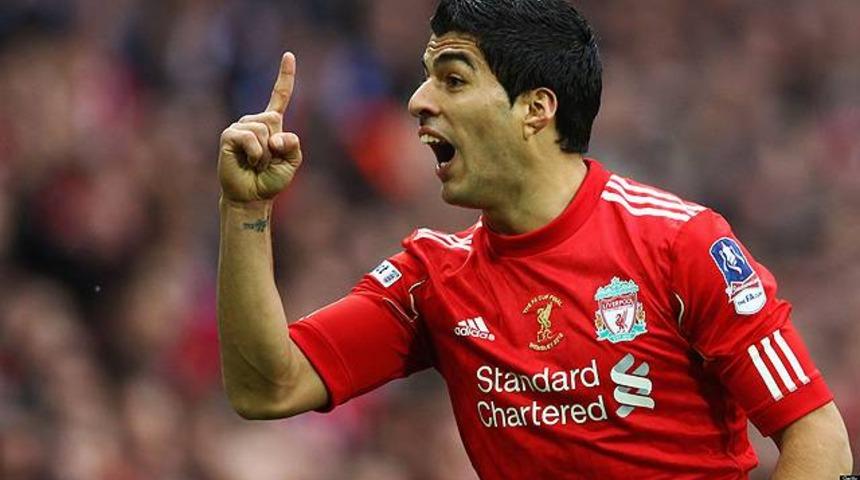 "Suarez dünyanın en iyi futbolcusu"