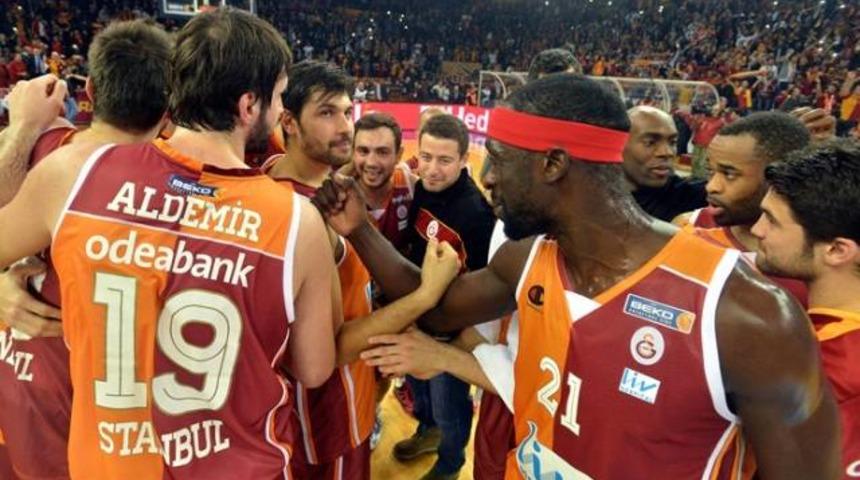 Uşak Cimbom'a direnemedi