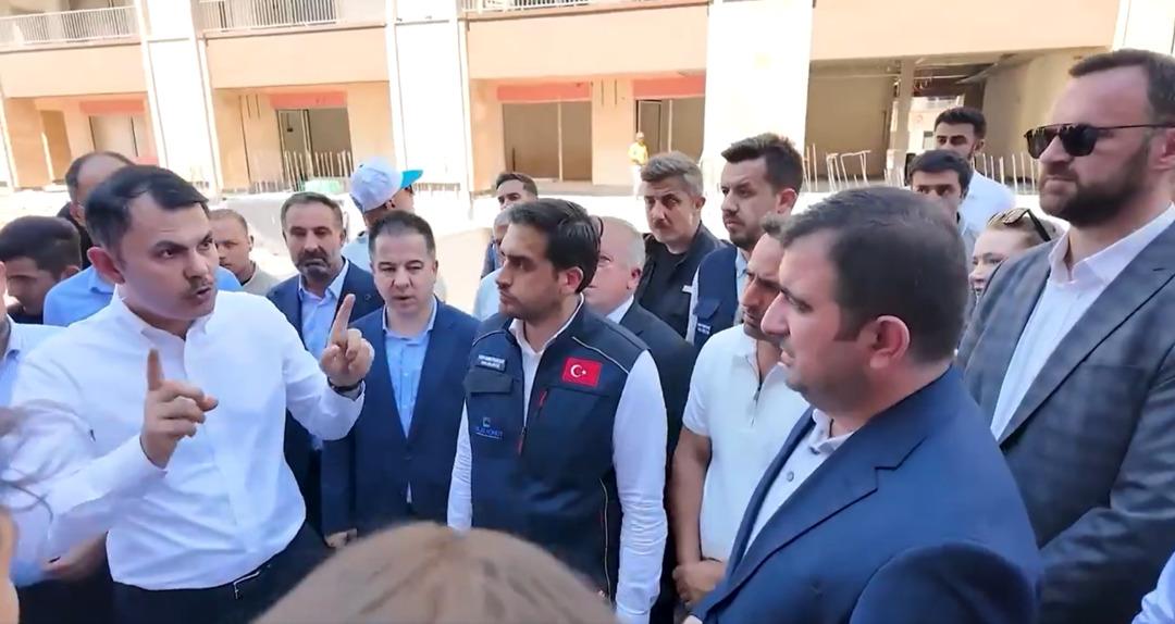 Bakan Kurum müteahhitleri bizzat uyardı: "24 saat çalışmazsanız ben de gereğini yaparım!" 1