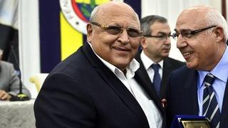Fenerbahçe teklifleri bekliyor