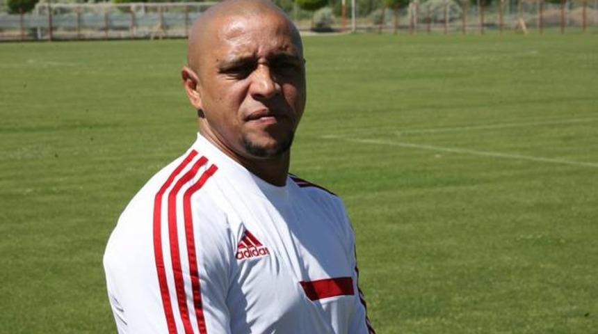 Roberto Carlos'tan transfer iddialarına yalanlama