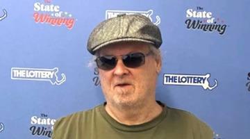 Şansın b&ouml;ylesi! İki bilet aldı milyon dolar kazandı... Bir gecede iki vurgun!