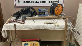 Kayseri'de kaçak kazı yapan 5 şüpheli suçüstü yakalandı