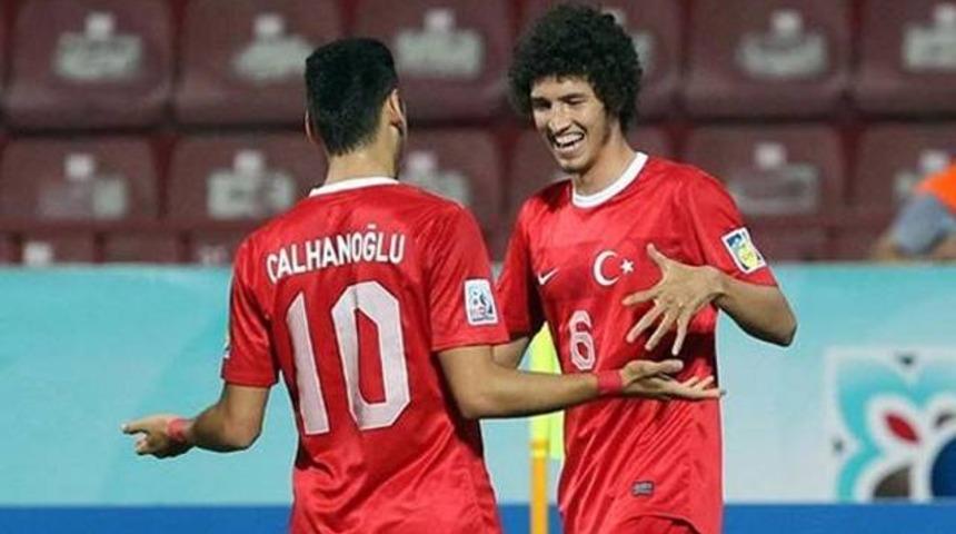 Hakan &Ccedil;alhanoğlu'na konuşma yasağı