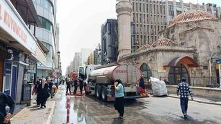 Adana’da kuyumcudaki yangın paniğe neden oldu