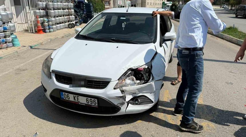 Osmaniye’de otomobiller çarpıştı: 1 yaralı