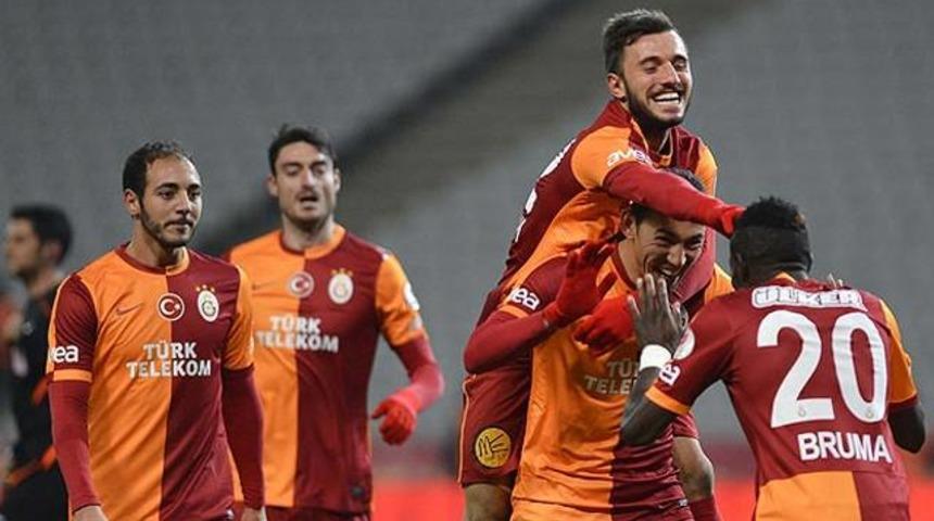 2013'e Cimbom damgasını vurdu