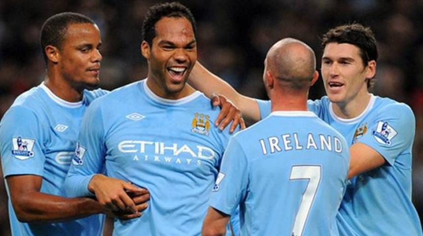 "Lescott i&ccedil;in ısrarcıyız"