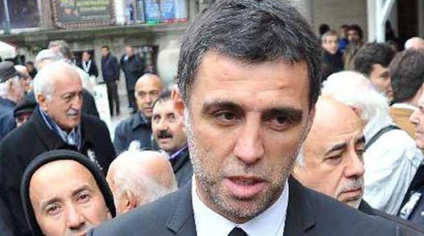 Hakan Ş&uuml;k&uuml;r ile Lig TV yollarını ayırdı!