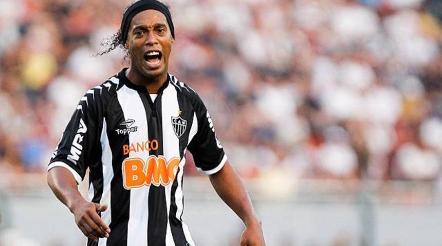 Gremio Ronaldinho'nun peşinde!