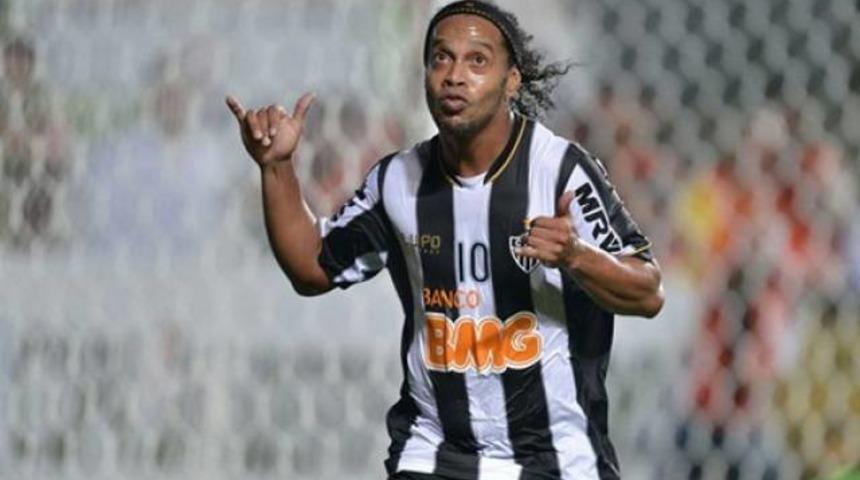 Ronaldinho transferi kilitlendi