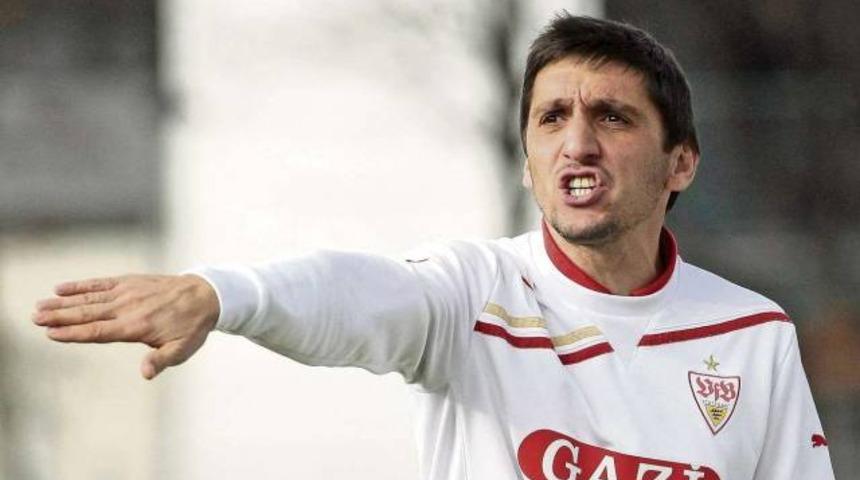 L&ouml;w, Tayfun Korkut'u &ouml;vd&uuml;!