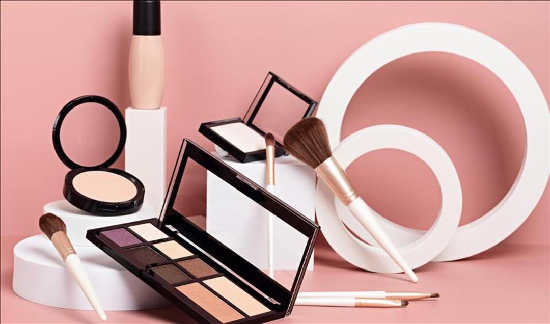 Yeni çarpıcı araştırma: Düzenli makyaj yapanlar dikkat! Kozmetik ürünler o hastalığı tetikliyor olabilir… 4