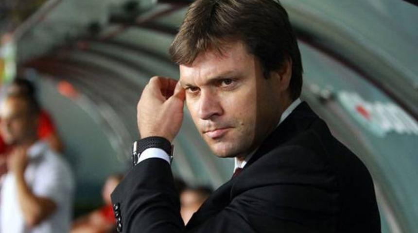 'Tarık'a gitti g&ouml;z&uuml;yle bakıyoruz'