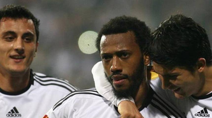 Fernandes Beşiktaş'ı aldattı