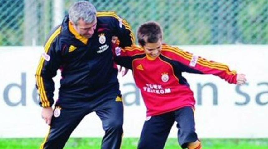 Hagi'den Galatasaray'a şok cevap