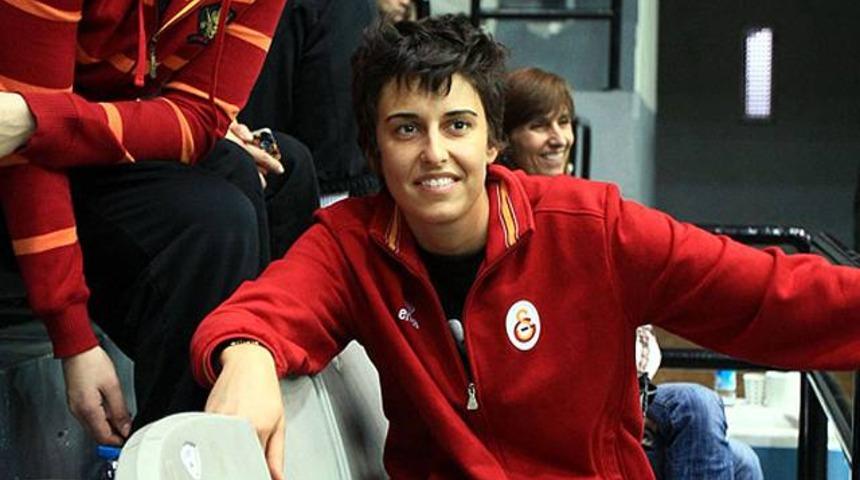 Galatasaraylı yıldız hastaneye kaldırıldı