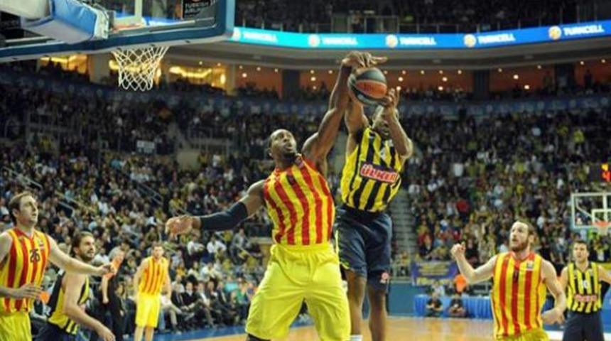 Fenerbahçe Ülker'in boynu bükük!