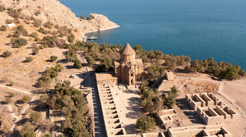 Van Kültür Yolu Festivali esnafın yüzünü güldürdü! Kent ekonomisine büyük katkı