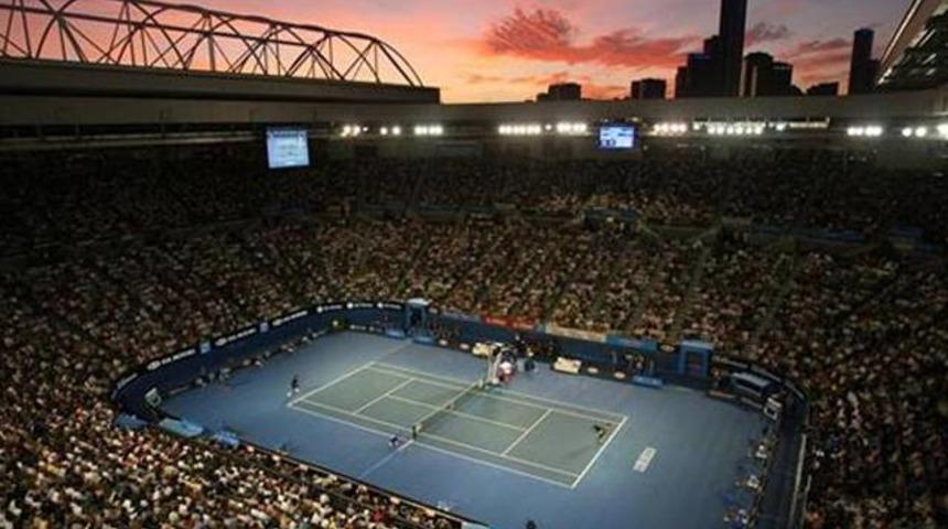 Avustralya A&ccedil;ık'ta ilk g&uuml;n tamamlandı