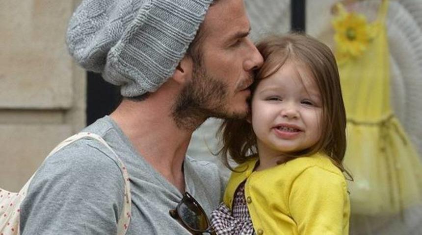 Beckham&rsquo;dan kızına Hirst imzalı tablo