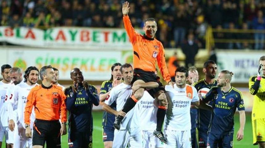 Ve resmen veda etti!