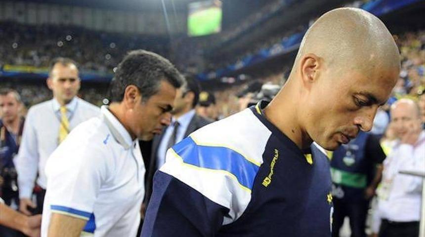 Alex'e, Aykut Kocaman ve Aziz Yıldırım'dan ikinci şok