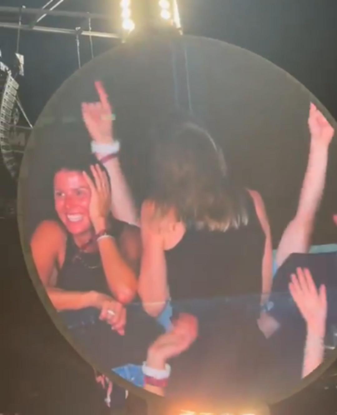 Dünyanın konuştuğu "Kiss cam" skandalında gizemli kadın detayı... Yasak aşkta üçüncü bir kişi daha mı var? 1