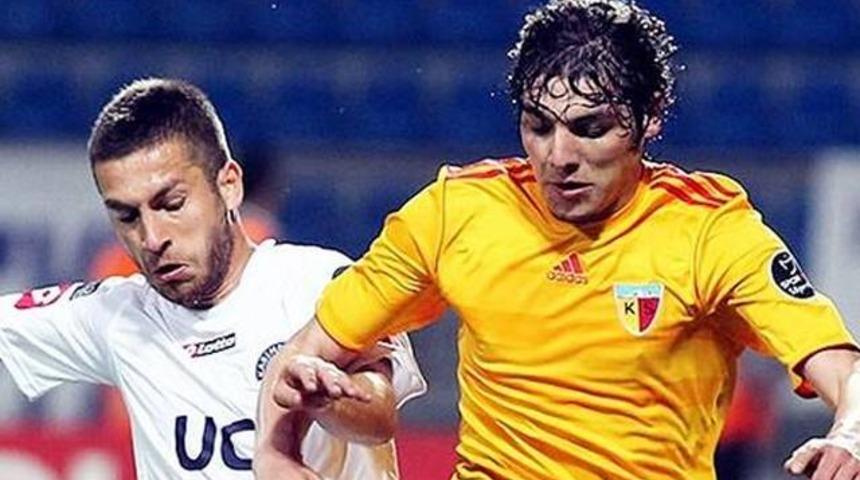 Cimbom Salih Dursun i&ccedil;in Kayserispor'la anlaştı