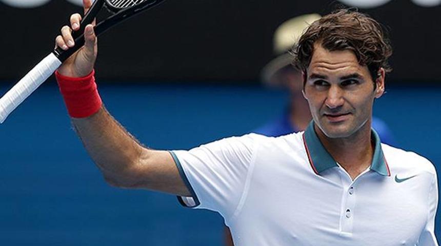Federer rahat turladı