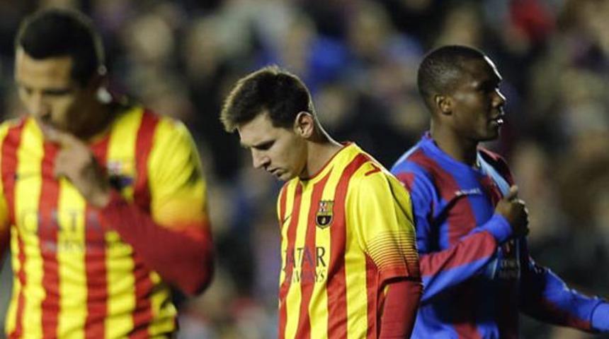 Barcelona'ya Levante &ccedil;elmesi!