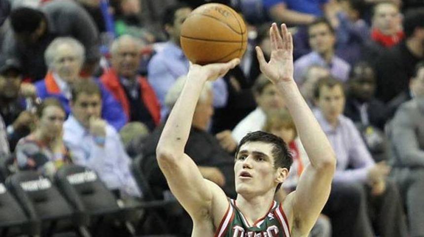 Milwaukee Bucks galibiyeti unuttu