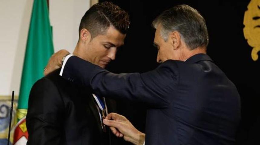 Ronaldo'ya büyük onur