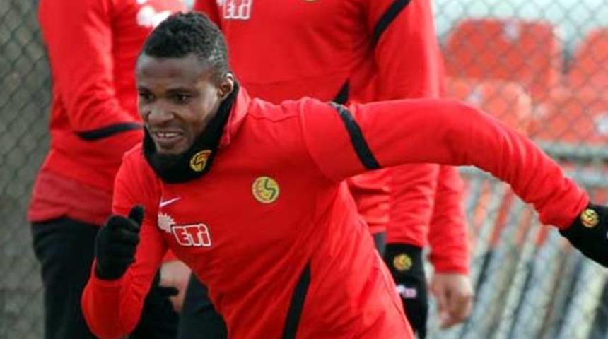 Akaminko'ya 3 ma&ccedil; ceza