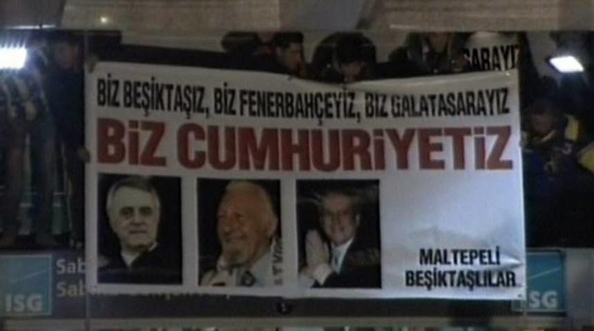 Aziz Yıldırım'a s&uuml;rpriz destek