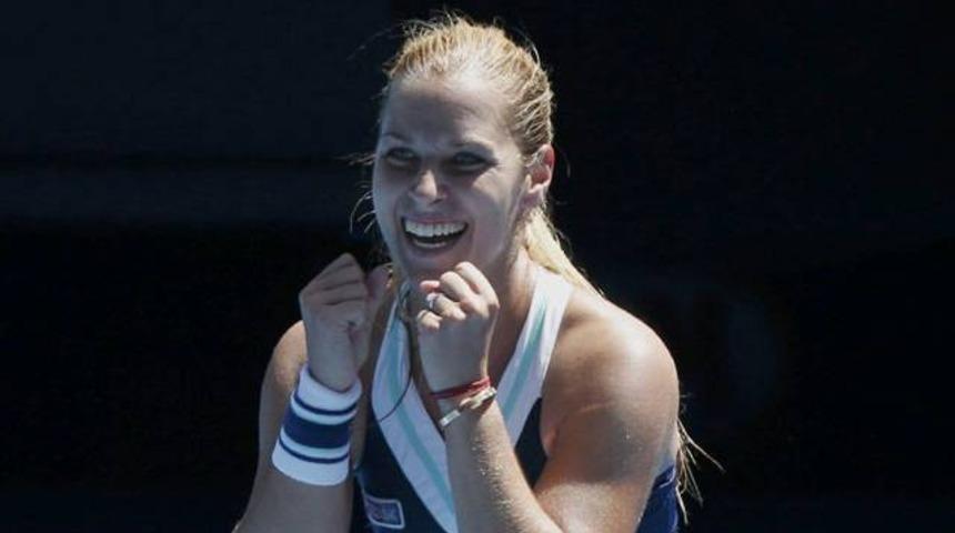Cibulkova yarı finalde