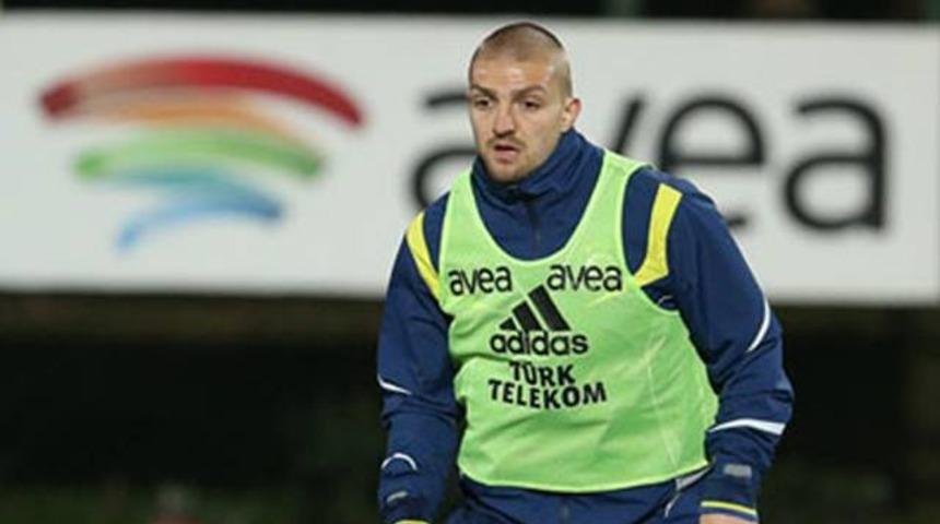 Asena, Caner&rsquo;in sa&ccedil;ını kazıdı