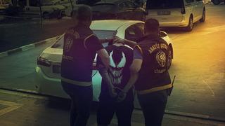 17 yaşındaki dini nikahla birlikte yaşadığı kızı eşarbıyla boğarak katletti! Evde üstüne battaniye örtüp kaçtı