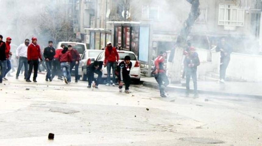 Gaziantep'te taşlı sopalı kavga