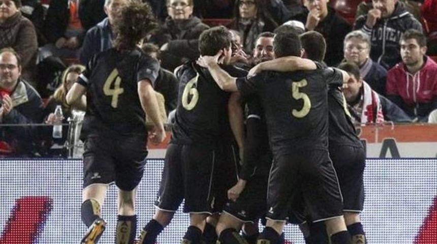 Futbolcular, başkanın istifasını istiyor!