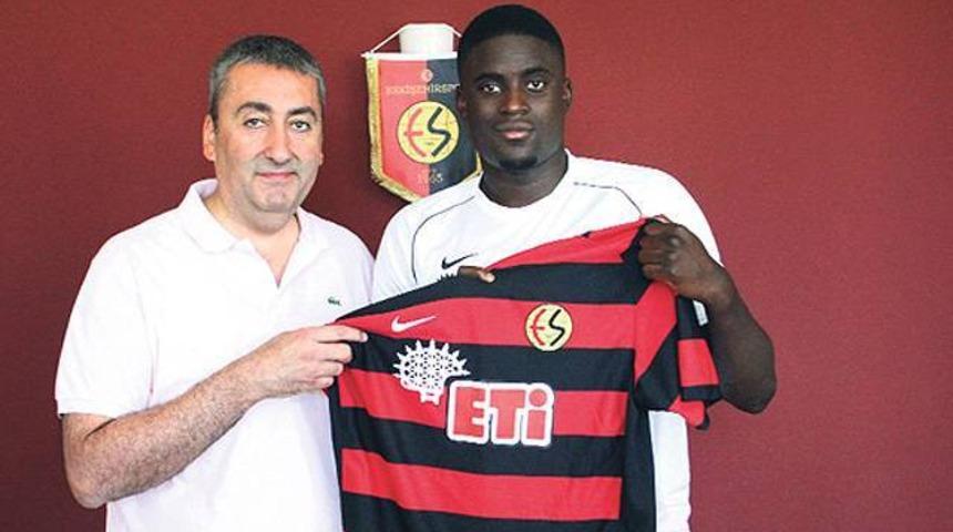Eskişehirspor N'Diaye'nin s&ouml;zleşmesini feshetti