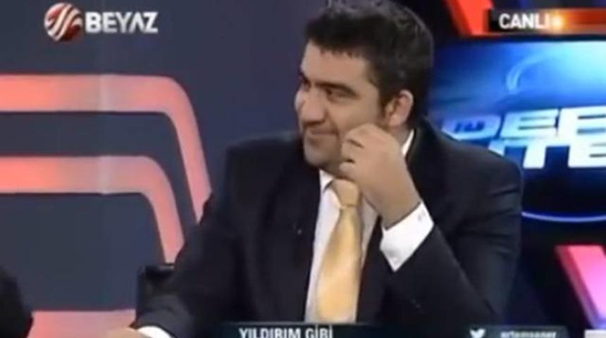 &Uuml;mit &Ouml;zat'tan canlı yayında şok hareket