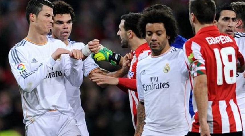 Ronaldo'nun 3 maçlık cezası onandı