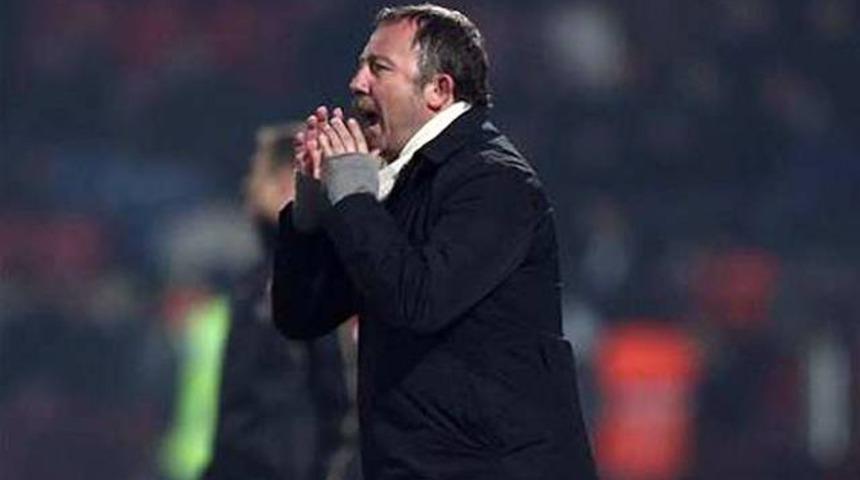 Sergen Yal&ccedil;ın &ccedil;ılgına d&ouml;nd&uuml;