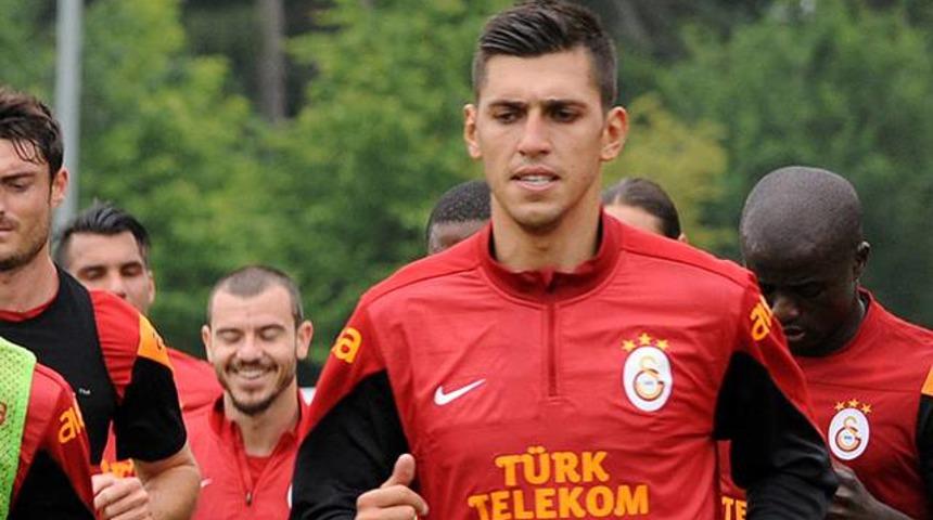 Galatasaray, Ceyhun Gülselam ile imzalıyor