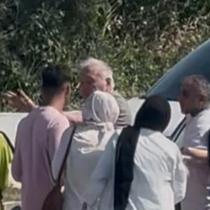 İlber Ortaylı'nın aracı trafik kazasına karıştı! Şoförü ve diğer aracın sürücüsü birbirine girince bakın ne yaptı...