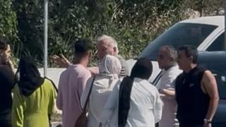 İlber Ortaylı'nın aracı trafik kazasına karıştı! Şoförü ve diğer aracın sürücüsü birbirine girince bakın ne yaptı...