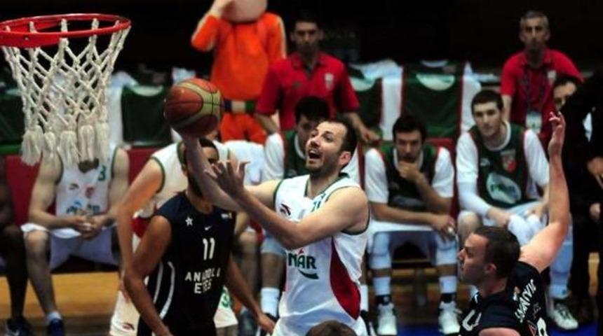 Pınar Karşıyaka ile Anadolu Efes yeniden