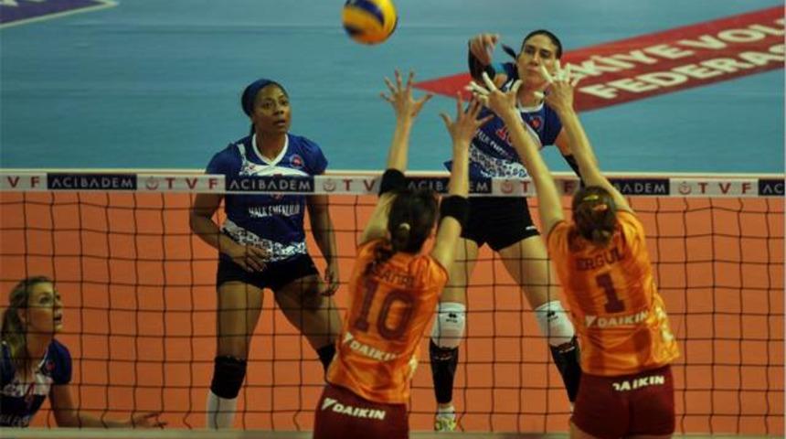 Galatasaray Daikin Halkbank'ı avladı